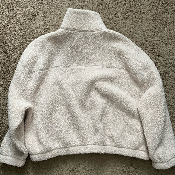 Old Navy Women’s Jacket - Picture 4 of 5